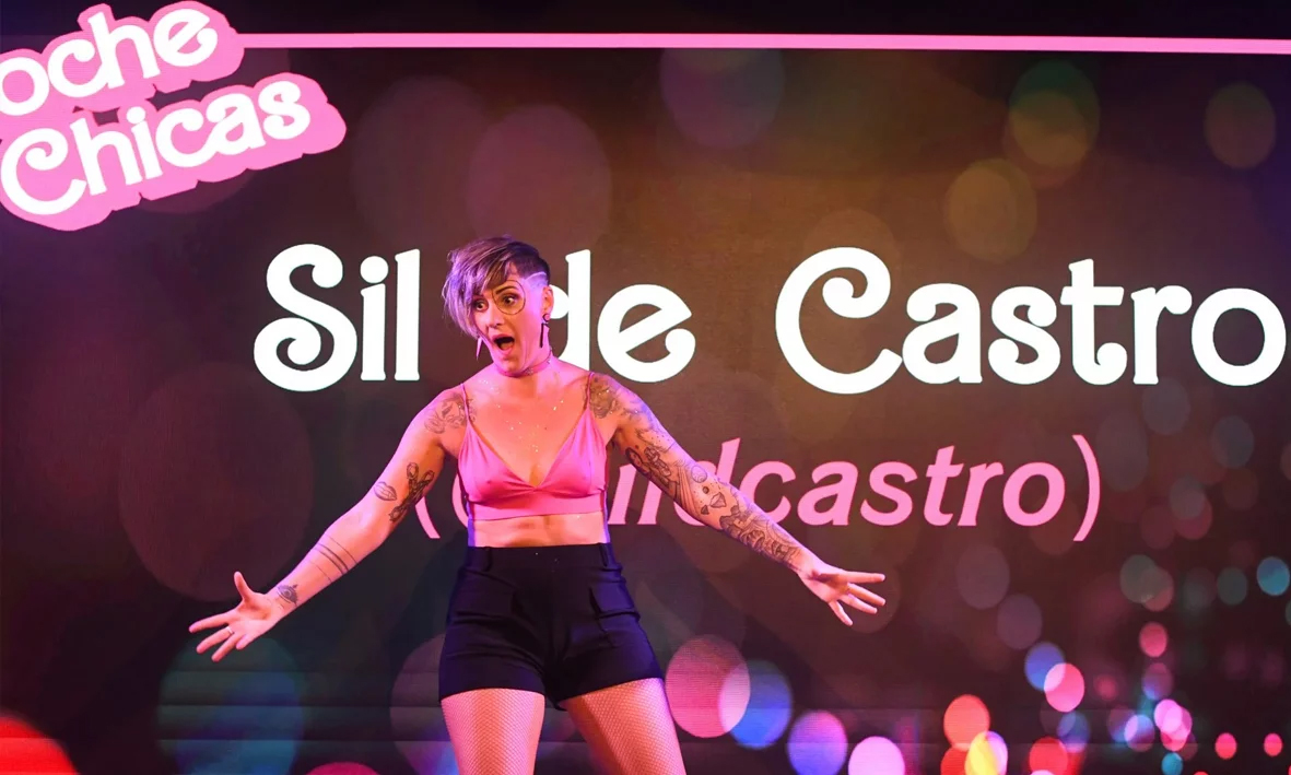 noche de chicas risatown unarisamas t